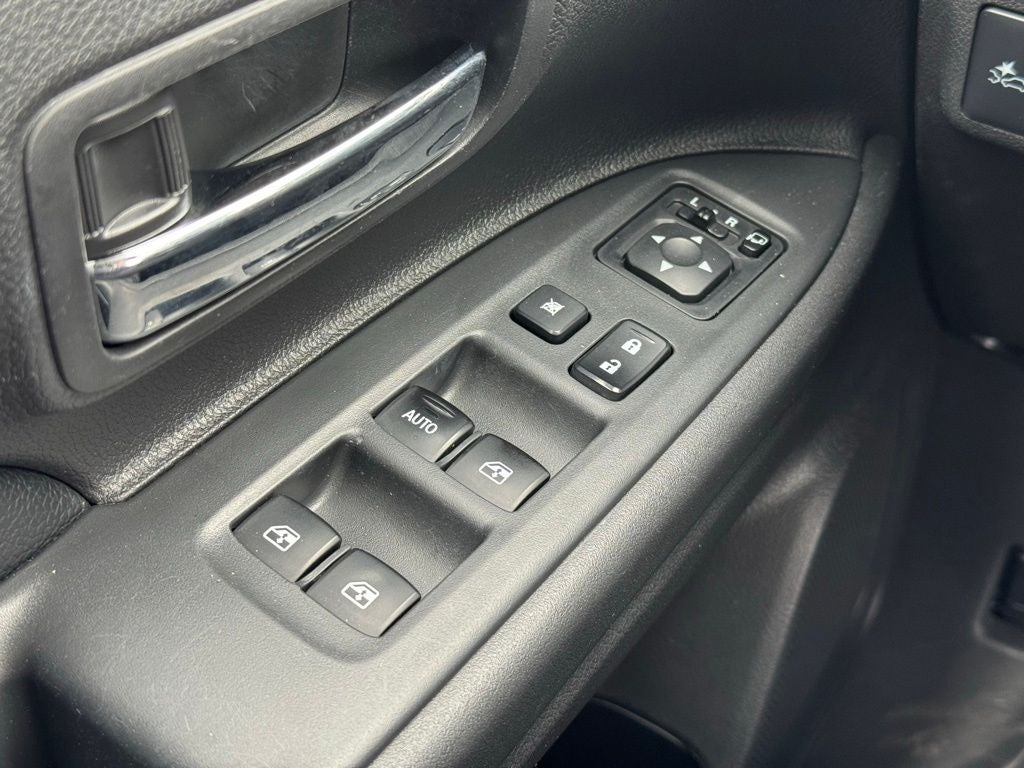 2016 Mitsubishi Outlander ES