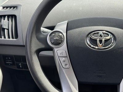 2010 Toyota Prius III