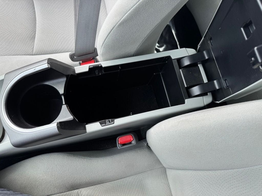 2014 Toyota Prius Two