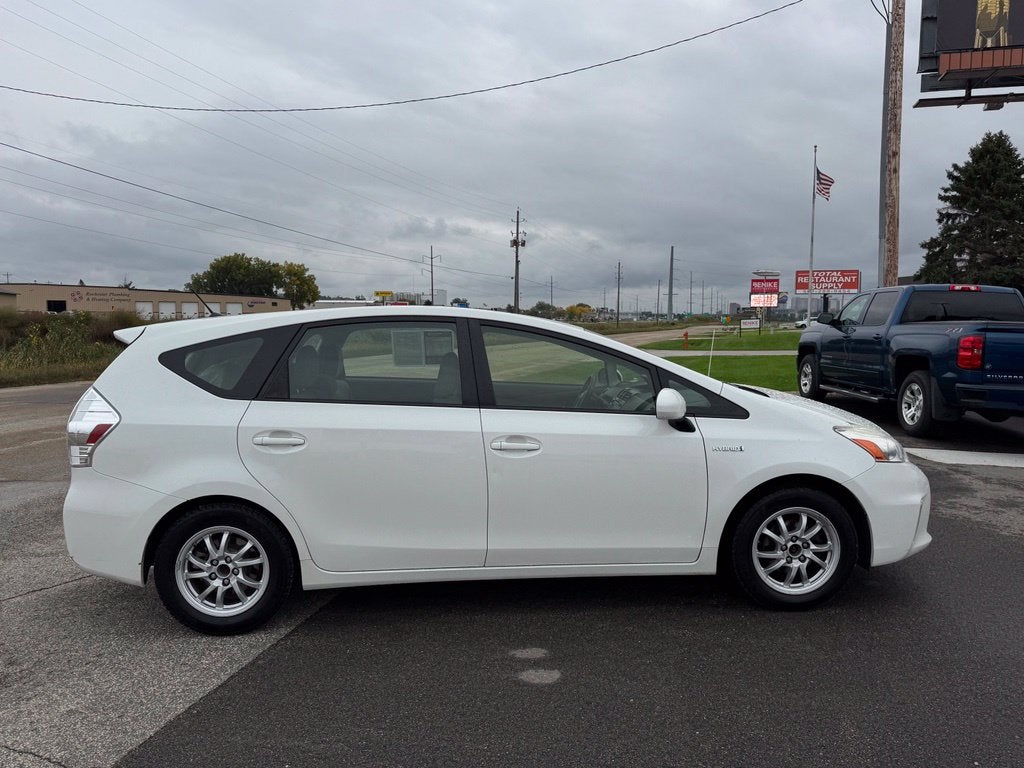 2012 Toyota Prius v Two