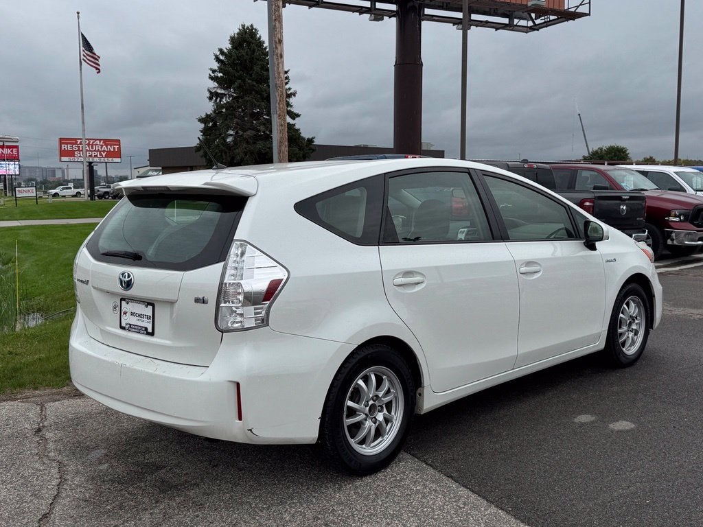 2012 Toyota Prius v Two