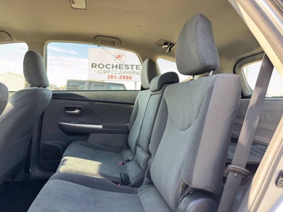 2014 Toyota Prius v Two