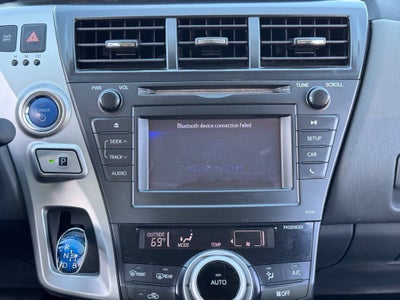 2014 Toyota Prius v Two