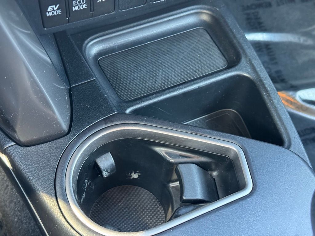 2018 Toyota RAV4 Hybrid LE