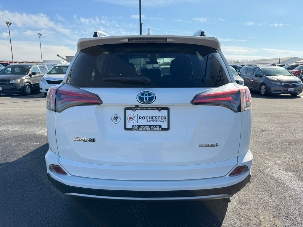2018 Toyota RAV4 Hybrid LE