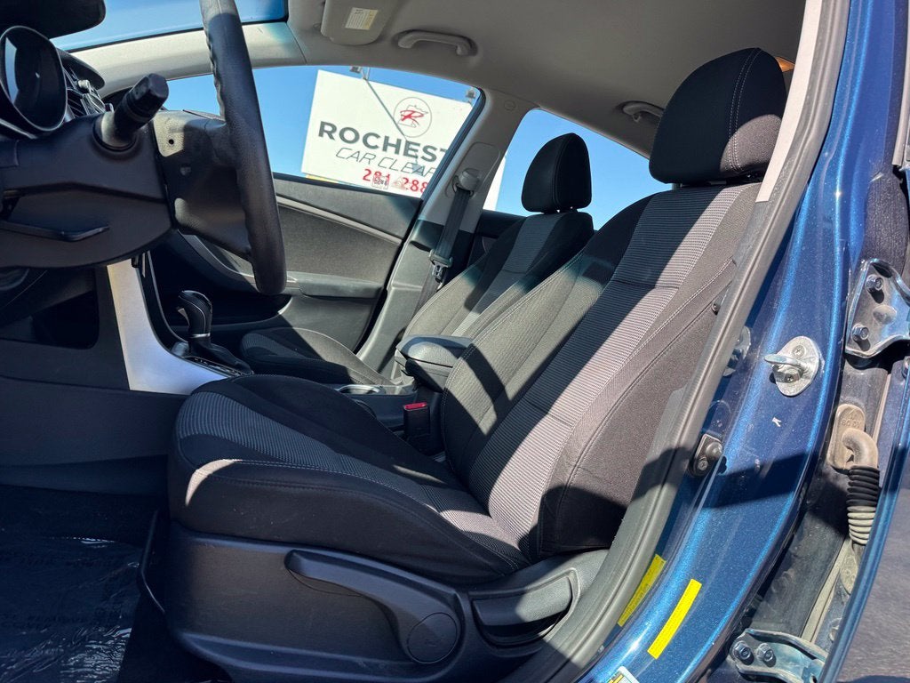 2016 Hyundai Elantra GT Base