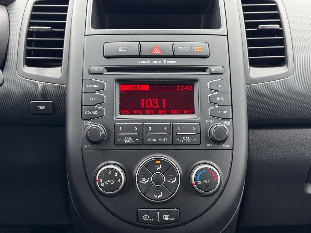 2013 Kia Soul Base