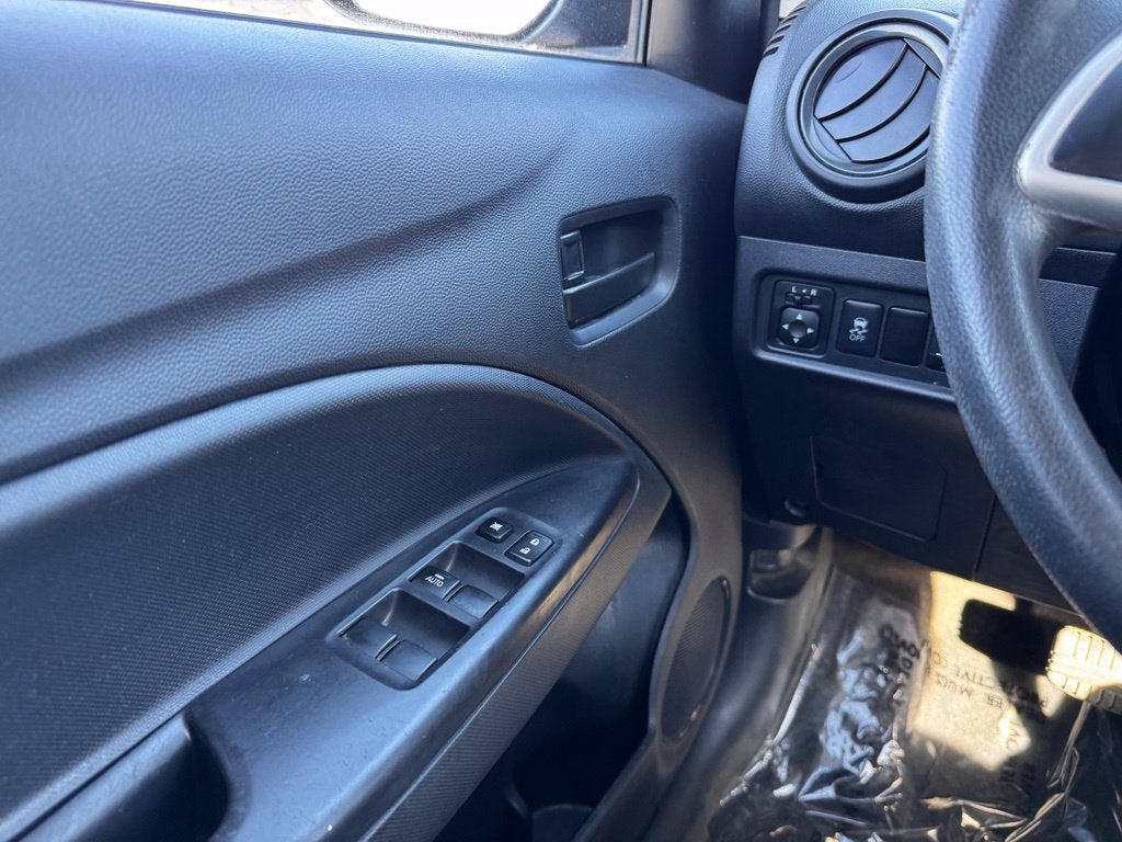 2017 Mitsubishi Mirage ES