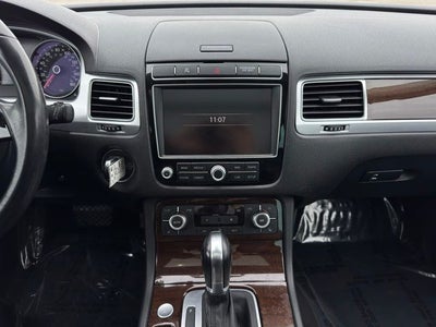 2015 Volkswagen Touareg V6 TDI Lux