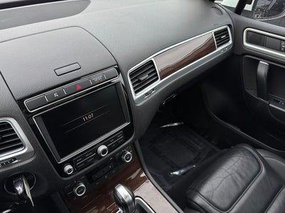 2015 Volkswagen Touareg V6 TDI Lux