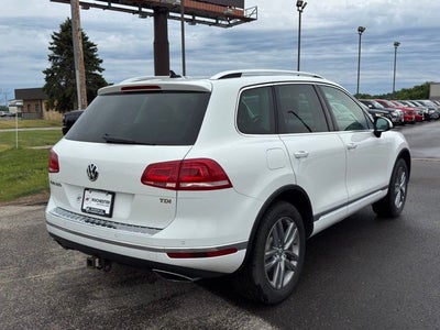 2015 Volkswagen Touareg V6 TDI Lux