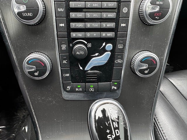 2016 Volvo XC60 T6 Drive-E