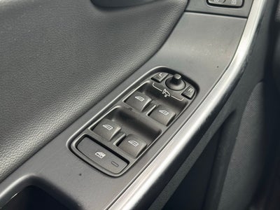 2016 Volvo XC60 T6 Drive-E