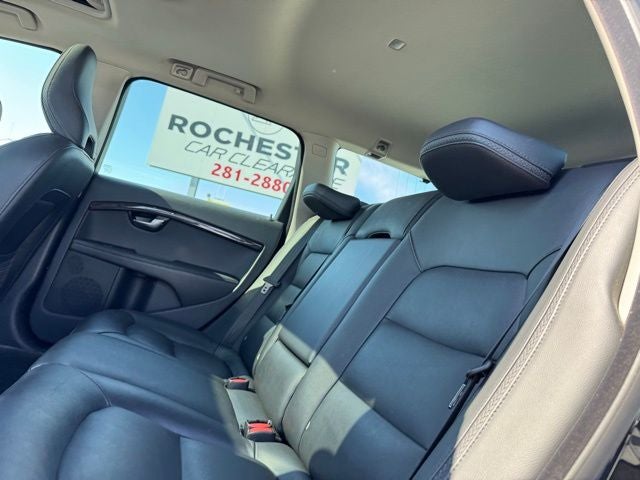 2015 Volvo XC70 T6 Platinum