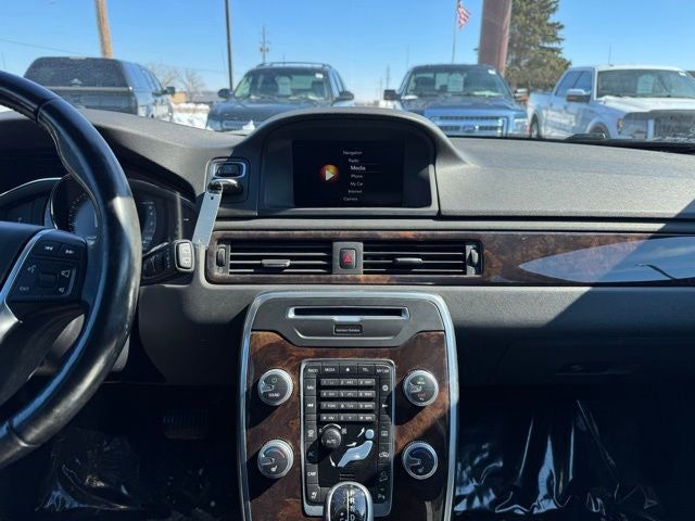 2015 Volvo XC70 T6 Platinum