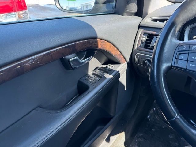 2015 Volvo XC70 T6 Platinum