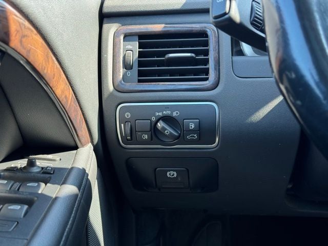 2015 Volvo XC70 T6 Platinum