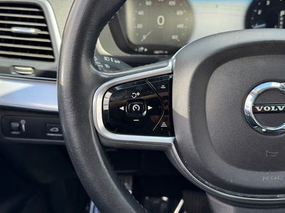 2017 Volvo XC90 T6 Momentum