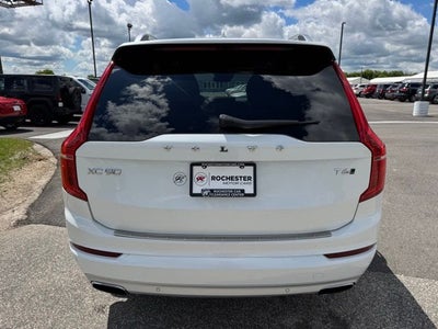 2017 Volvo XC90 T6 Momentum
