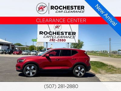 2019 Volvo XC40 Momentum