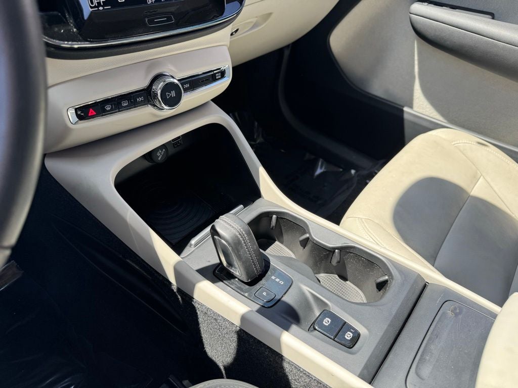 2019 Volvo XC40 Momentum